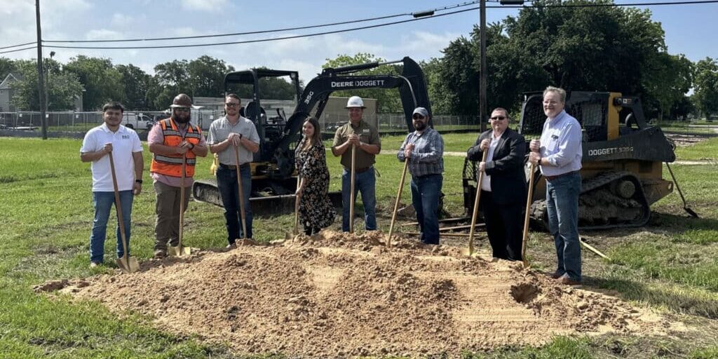 Community-Plaza-Groundbreaking